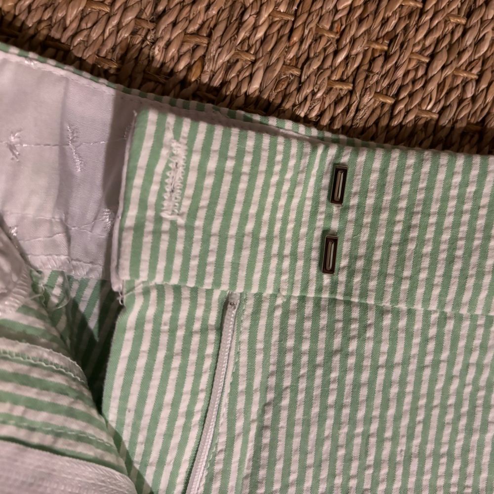 AQUA | Vintage Seersucker Shorts - Picture 4 of 9